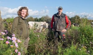 Boeren, boswachters en wetenschappers onderzoeken bodemleven